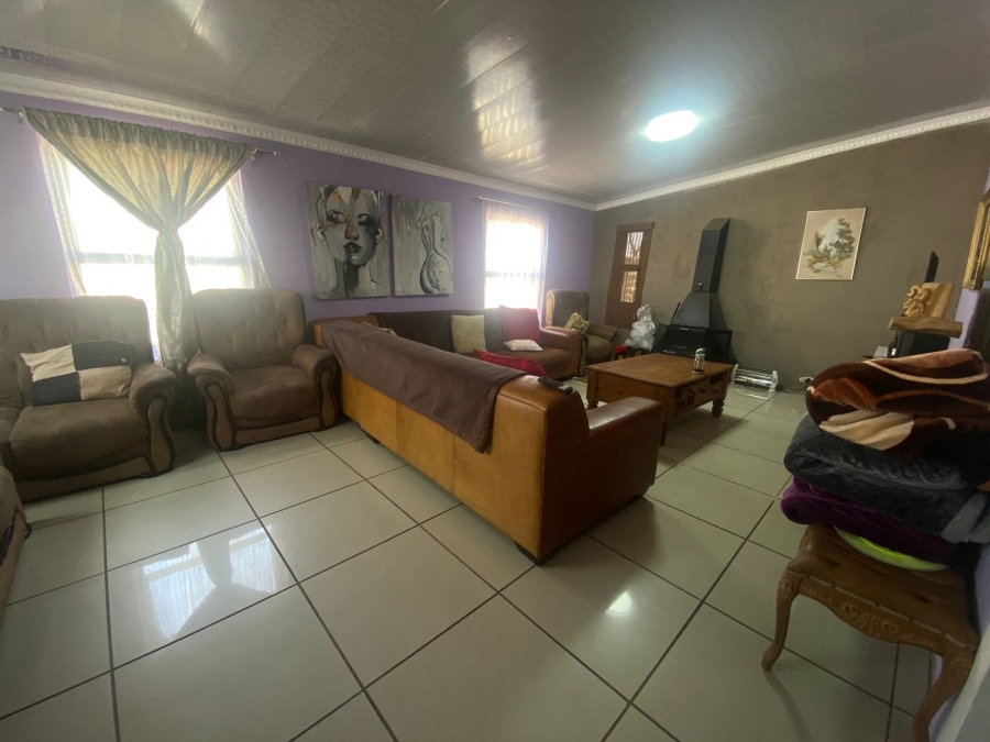 3 Bedroom Property for Sale in Heidedal Free State